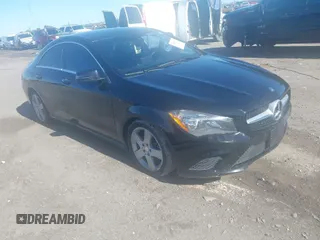 2016 Mercedes-Benz CLA with VIN WDDSJ4GB5GN304819, listed as a IAAI auction lot 40821158 with 82,726 mi miles. Bid and sale history available at carsss.com. Image 1.