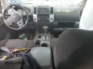 2018 Nissan Frontier SV z VIN 1N6DD0ER6JN719185, wystawiony jako Copart lot #54620055 z przebiegiem 83 301 mil mil oraz Szkoda całkowita • Salvage title. Historia ofert i sprzedaży dostępna na DreamBid. Obrazek 8.