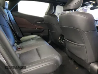 2024 Toyota Crown XLE z VIN JTDAAAAF6R3029685, wystawiony jako Copart lot #85633104 z przebiegiem 11 849 mil mil oraz Czysty tytuł • Clean title. Historia ofert i sprzedaży dostępna na DreamBid. Obrazek 10.