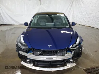 2023 Tesla Model 3 z VIN 5YJ3E1EA4PF451496, wystawiony jako Copart lot #63876575 z przebiegiem 108 380 mil mil oraz Czysty tytuł • Clean title. Historia ofert i sprzedaży dostępna na DreamBid. Obrazek 5.