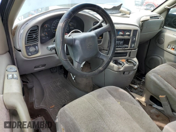 2000 Chevrolet Astro with VIN 1GNDM19W1YB143971, listed as a Copart auction lot 77984874 with 278,301 mi miles and Salvage Title. Bid and sale history available at carsss.com. Image 8.
