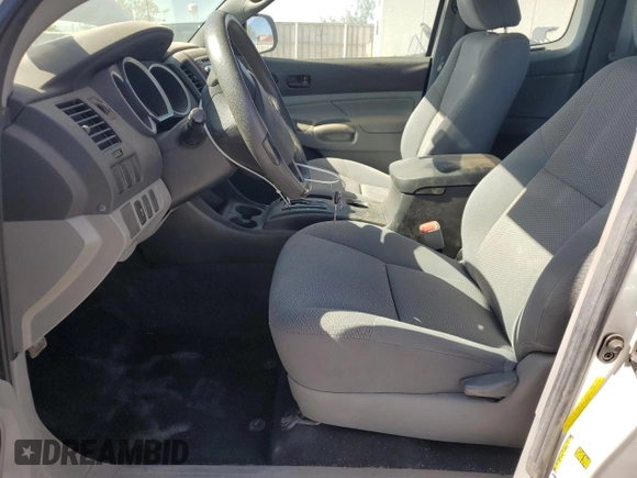 2013 Toyota Tacoma with VIN 5TFTX4CN4DX030669, listed as a Copart auction lot 55403805 with 27,390 mi miles and Salvage title. Bid and sale history available at DreamBid. Image 7.