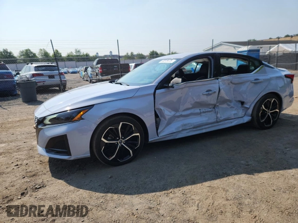 2024 Nissan Altima SR z VIN 1N4BL4CV2RN380480, wystawiony jako Copart lot #60919475 z przebiegiem 25 293 mil mil oraz Szkoda całkowita • Salvage title. Historia ofert i sprzedaży dostępna na DreamBid. Obrazek 1.