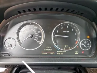 2015 BMW 5 Series 528i z VIN WBA5A5C51FD516809, wystawiony jako Copart lot #57714025 z przebiegiem 135 554 mil mil oraz Czysty tytuł • Clean title. Historia ofert i sprzedaży dostępna na DreamBid. Obrazek 9.