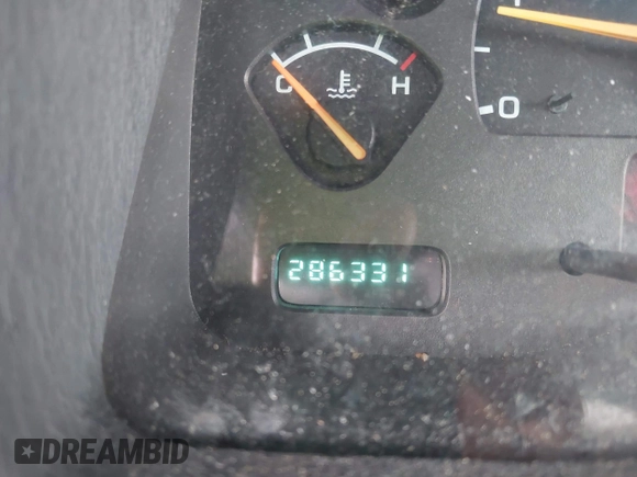 2001 Dodge Durango z VIN 1B4HS28NX1F534479, wystawiony jako IAAI lot #42245298 z przebiegiem 286 331 mil mil oraz . Historia ofert i sprzedaży dostępna na DreamBid. Obrazek 15.