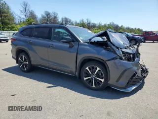 2022 Toyota Highlander XSE with VIN 5TDLZRBH8NS242131, listed as a Copart auction lot 59352015 with 26,232 mi miles and Salvage title. Bid and sale history available at DreamBid. Image 4.