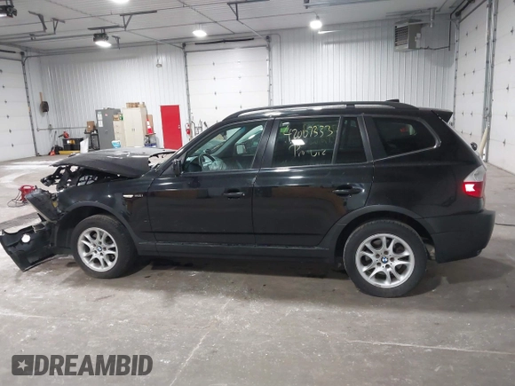 2004 BMW X3 2.5i with VIN WBXPA73464WC41900, listed as a IAAI auction lot 42007333 with 1 mi miles. Bid and sale history available at carsss.com. Image 14.