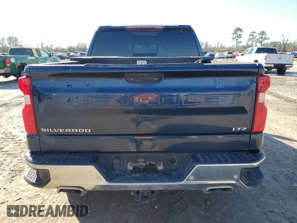 2021 Chevrolet Silverado 1500 LTZ with VIN 3GCUYGED7MG483275, listed as a Copart auction lot 46589195 with 40,741 mi miles and Clean Title. Bid and sale history available at DreamBid. Image 6.