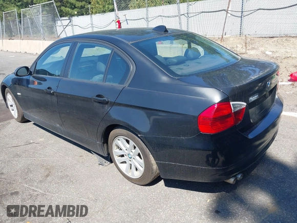 2007 BMW 3 Series 328xi с VIN WBAVC93557KX61238, выставлен на аукционе IAAI как лот 40251584 с пробегом 133 587 миль миль и . История ставок и продаж доступна на DreamBid. Изображение 3.