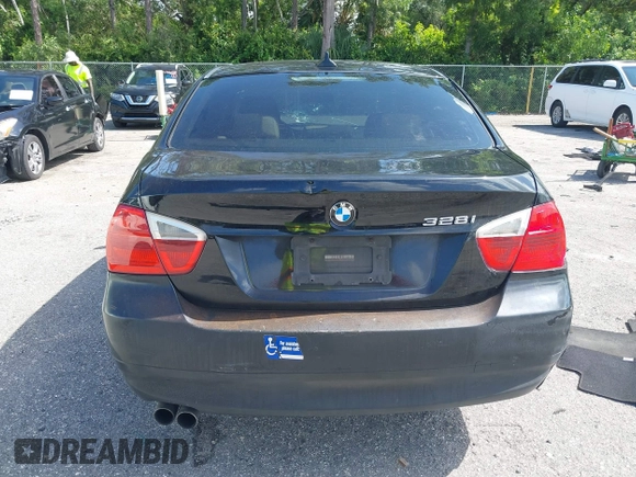 2007 BMW 3 Series 328i with VIN WBAVA37577NL17404, listed as a IAAI auction lot 42481460 with Not provided miles and . Bid and sale history available at DreamBid. Image 16.