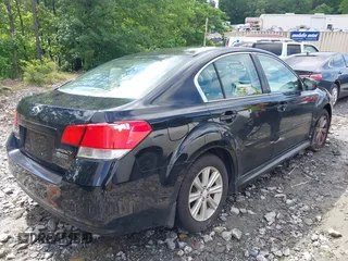 2011 Subaru Legacy Prem z VIN 4S3BMCB60B3248802, wystawiony jako IAAI lot #42250942 z przebiegiem 302 517 mil mil oraz . Historia ofert i sprzedaży dostępna na DreamBid. Obrazek 4.