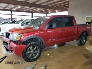 2015 Nissan Titan SV with VIN 1N6AA0EC4FN502992, listed as a Copart auction lot 44897015 with 146,497 mi miles and Salvage title. Bid and sale history available at DreamBid. Image 1.