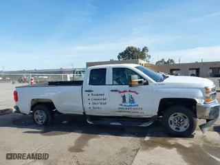 2019 Chevrolet Silverado 2500HD Work Truck with VIN 2GC2CREG1K1135926, listed as a IAAI auction lot 41614989 with 91,587 mi miles. Bid and sale history available at carsss.com. Image 13.