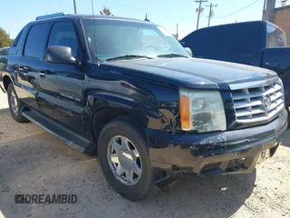 2003 Cadillac Escalade EXT with VIN 3GYEK63NX3G197425, listed as a IAAI auction lot 41785887 with 149,878 mi miles. Bid and sale history available at carsss.com. Image 1.