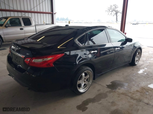 2017 Nissan Altima 2.5 SR with VIN 1N4AL3AP8HC166999, listed as a IAAI auction lot 41483211 with 131,831 mi miles. Bid and sale history available at carsss.com. Image 4.