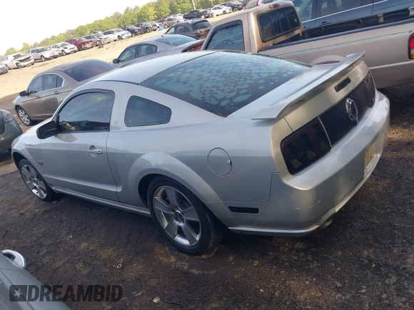2007 Ford Mustang GT Deluxe with VIN 1ZVHT82H775235033, listed as a IAAI auction lot 42090714 with 225,952 mi miles and . Bid and sale history available at carsss.com. Image 14.