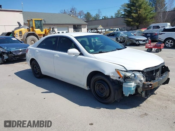2007 Toyota Camry CE with VIN 4T1BE46K27U700563, listed as a IAAI auction lot 42080006 with 203,027 mi miles. Bid and sale history available at carsss.com. Image 1.