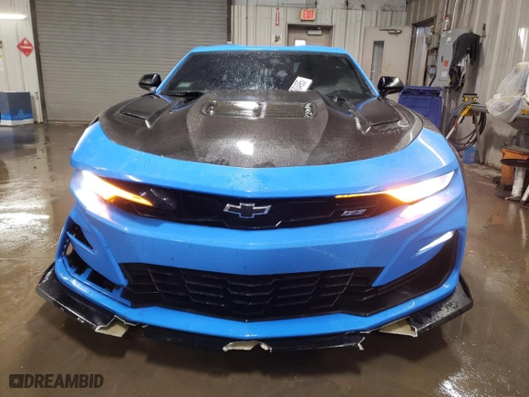 2022 Chevrolet Camaro 1SS with VIN 1G1FF1R77N0125009, listed as a Copart auction lot 41690495 with 19,071 mi miles and Non Repairable. Bid and sale history available at carsss.com. Image 5.