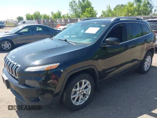 2016 Jeep Cherokee Latitude с VIN 1C4PJMCS0GW154652, выставлен на аукционе IAAI как лот 42466752 с пробегом 195 111 миль миль и . История ставок и продаж доступна на DreamBid. Изображение 17.