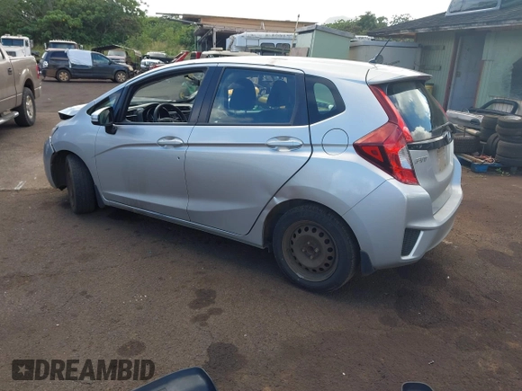 2015 Honda Fit LX with VIN 3HGGK5H58FM727710, listed as a IAAI auction lot 42208290 with 121,552 mi miles. Bid and sale history available at carsss.com. Image 3.