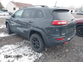 2018 Jeep Cherokee Trailhawk с VIN 1C4PJMBX7JD603048, выставлен на аукционе IAAI как лот 41399800 с пробегом Не указан миль и . История ставок и продаж доступна на DreamBid. Изображение 3.