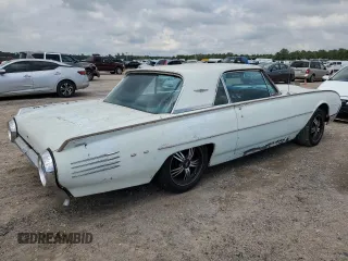 1961 Ford Thunderbird with VIN 1Y71Z127236, listed as a Copart auction lot 54090175 with 75,211 mi miles and Clean Title. Bid and sale history available at DreamBid. Image 3.