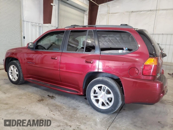 2007 GMC Envoy Denali with VIN 1GKET63M872238650, listed as a Copart auction lot 75870914 with 173,802 mi miles and Clean Title. Bid and sale history available at carsss.com. Image 2.