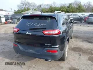 2016 Jeep Cherokee Latitude with VIN 1C4PJMCS6GW296570, listed as a IAAI auction lot 41975845 with 96,420 mi miles. Bid and sale history available at carsss.com. Image 4.