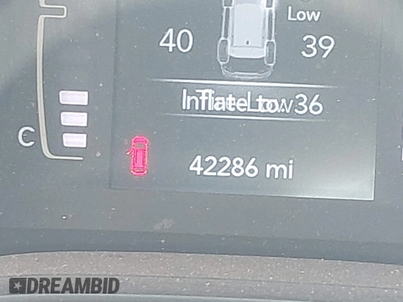 2019 Jeep Cherokee Latitude with VIN 1C4PJLCB7KD114583, listed as a IAAI auction lot 41908161 with 42,286 mi miles. Bid and sale history available at carsss.com. Image 15.