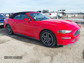 2020 Ford Mustang EcoBoost z VIN 1FATP8UH4L5119769, wystawiony jako IAAI lot #41444222 z przebiegiem 86 834 mil mil oraz . Historia ofert i sprzedaży dostępna na DreamBid. Obrazek 1.