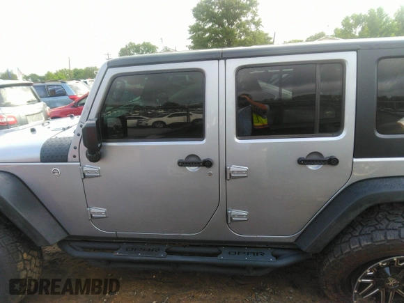 2016 Jeep Wrangler Unlimited Sport с VIN 1C4BJWDG0GL218996, выставлен на аукционе IAAI как лот 42291799 с пробегом 114 841 миль миль и . История ставок и продаж доступна на DreamBid. Изображение 14.
