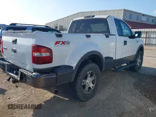 2005 Ford F-150 XLT z VIN 1FTRF04505KC15868, wystawiony jako IAAI lot #42576657 z przebiegiem 195 333 mil mil oraz . Historia ofert i sprzedaży dostępna na DreamBid. Obrazek 4.