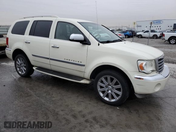 2008 Chrysler Aspen Limited z VIN 1A8HX58298F138266, wystawiony jako Copart lot #42144565 z przebiegiem 281 420 mil mil oraz Szkoda całkowita • Salvage title. Historia ofert i sprzedaży dostępna na DreamBid. Obrazek 4.
