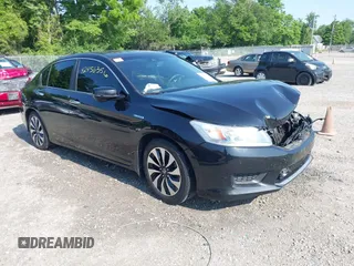2014 Honda Accord Touring z VIN 1HGCR6F72EA003849, wystawiony jako IAAI lot #42456356 z przebiegiem 195 551 mil mil oraz . Historia ofert i sprzedaży dostępna na DreamBid. Obrazek 1.