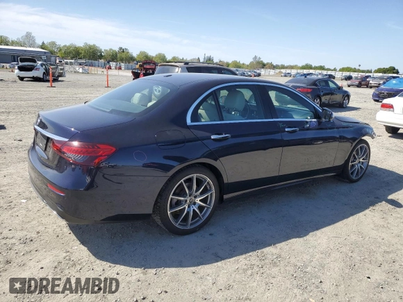 2022 Mercedes-Benz E-Class E 350 with VIN W1KZF8DB9NB025609, listed as a Copart auction lot 51871445 with 65,539 mi miles and Salvage Title. Bid and sale history available at carsss.com. Image 3.