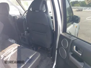 2006 Land Rover LR3 HSE with VIN SALAG25406A391086, listed as a IAAI auction lot 42211832 with Not provided miles and . Bid and sale history available at DreamBid. Image 8.
