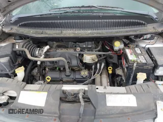 2005 Dodge Caravan SXT with VIN 1D4GP45R35B203472, listed as a IAAI auction lot 42198565 with 145,598 mi miles and . Bid and sale history available at carsss.com. Image 10.