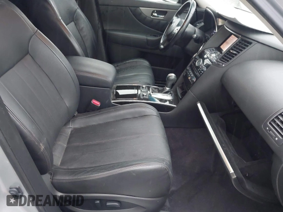 2016 Infiniti QX70 with VIN JN8CS1MU1GM671887, listed as a IAAI auction lot 41741481 with 88,547 mi miles and . Bid and sale history available at DreamBid. Image 5.