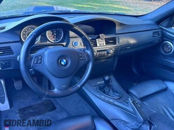 2011 BMW M3 with VIN WBSKG9C55BE368172, listed as a Copart auction lot 43218325 with 70,952 mi miles and Clean Title. Bid and sale history available at carsss.com. Image 9.