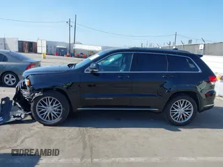 2018 Jeep Grand Cherokee Summit z VIN 1C4RJFJG8JC258642, wystawiony jako IAAI lot #42313386 z przebiegiem 102 519 mil mil oraz . Historia ofert i sprzedaży dostępna na DreamBid. Obrazek 14.