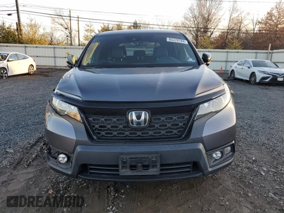 2019 Honda Passport EX-L z VIN 5FNYF8H58KB017231, wystawiony jako Copart lot #85370784 z przebiegiem 47 412 mil mil oraz Szkoda całkowita • Salvage title. Historia ofert i sprzedaży dostępna na DreamBid. Obrazek 5.