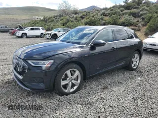 2019 Audi e-tron Premium Plus z VIN WA1LABGE1KB021741, wystawiony jako Copart lot #54774875 z przebiegiem 80 489 mil mil oraz Szkoda całkowita • Salvage title. Historia ofert i sprzedaży dostępna na DreamBid. Obrazek 1.