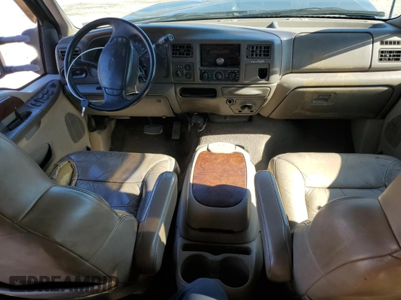 2001 Ford Excursion Limited z VIN 1FMNU43S81EA48392, wystawiony jako Copart lot #50074235 z przebiegiem 191 321 mil mil oraz Szkoda całkowita • Salvage title. Historia ofert i sprzedaży dostępna na DreamBid. Obrazek 8.