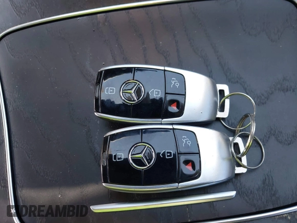 2019 Mercedes-Benz E-Class E 450 with VIN WDD1J6JB2KF108954, listed as a IAAI auction lot 41870189 with 99,004 mi miles. Bid and sale history available at carsss.com. Image 11.