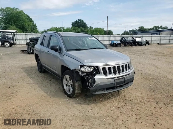 2016 Jeep Compass Sport z VIN 1C4NJCBA9GD810594, wystawiony jako Copart lot #56961885 z przebiegiem 151 386 mil mil oraz Szkoda całkowita • Salvage title. Historia ofert i sprzedaży dostępna na DreamBid. Obrazek 14.