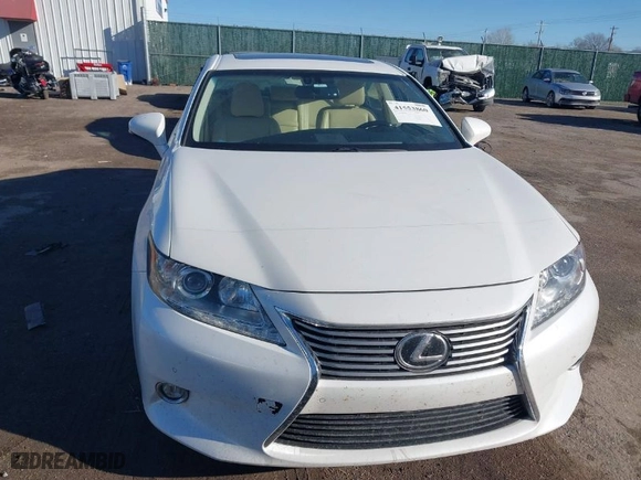 2015 Lexus ES 350 with VIN JTHBK1GG3F2186186, listed as a IAAI auction lot 41553860 with 97,224 mi miles. Bid and sale history available at carsss.com. Image 12.