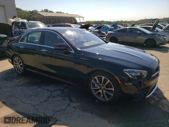 2021 Mercedes-Benz E-Class E 450 with VIN W1KZF5KB4MA952085, listed as a Copart auction lot 74047044 with 0 mi miles and Non Repairable. Bid and sale history available at carsss.com. Image 4.