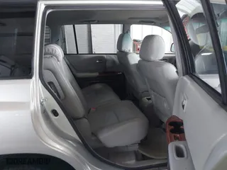 2004 Toyota Highlander with VIN JTEEP21A340057007, listed as a IAAI auction lot 41702526 with 183,608 mi miles. Bid and sale history available at carsss.com. Image 8.