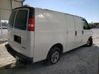 2012 GMC Savana z VIN 1GTZ7TCA6C1159340, wystawiony jako Copart lot #76997884 z przebiegiem 217 598 mil mil oraz Szkoda całkowita • Salvage title. Historia ofert i sprzedaży dostępna na DreamBid. Obrazek 3.