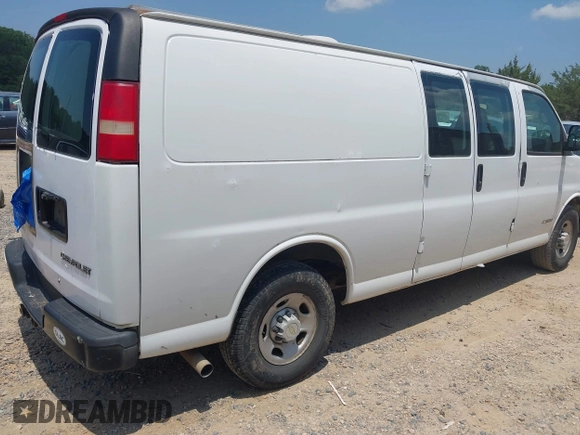2006 Chevrolet Express Cargo with VIN 1GCGG29U161103541, listed as a IAAI auction lot 42582209 with 299,787 mi miles and . Bid and sale history available at DreamBid. Image 4.